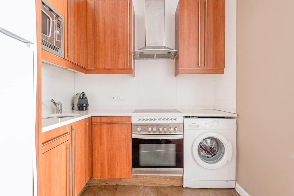 Bright Apartment In Gran Via With Balconies Inf2Iz3 마드리드 외부 사진